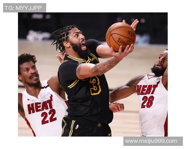 埃尔切与韦斯卡激战正酣比分悬念引发球迷热议 埃尔切与韦斯卡激战正酣比分悬念引发球迷热议